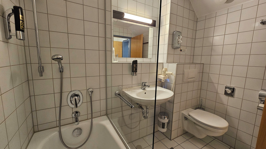 Bathroom, Elha Hotel, Stuttgart