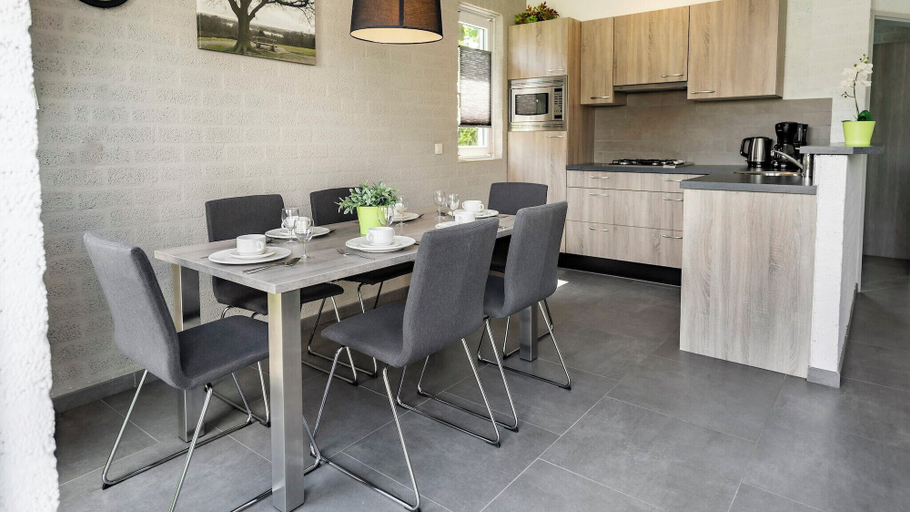 Others 4, Summio Bungalowpark De Riethorst, Mook en Middelaar
