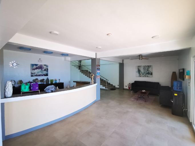 Public Area 3, Sunset Cove Beach and Dive Resort, Romblon
