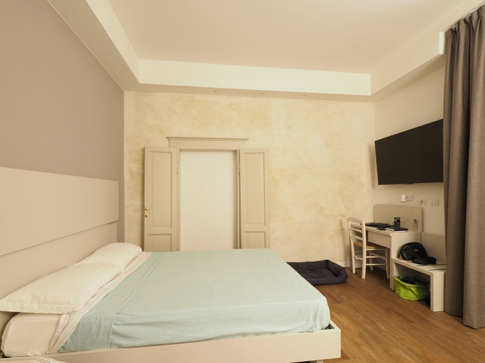Others 3, Relais Dogana, Brescia