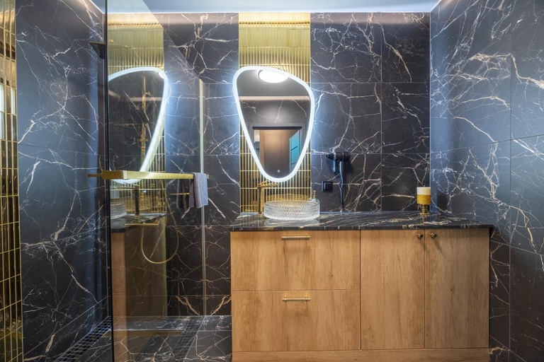 Bathroom 2, Golden Park Aparthotel, Szczecin
