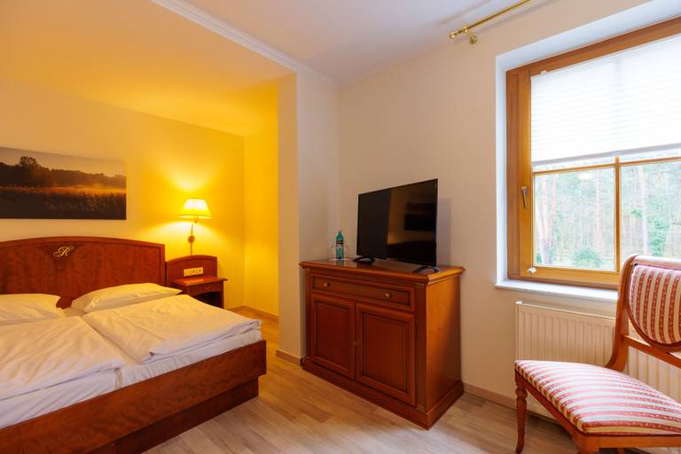 Bedroom 3, Residenz Seehotel Berlin Brandenburg, Dahme-Spreewald