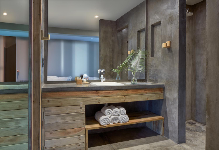 Bathroom 4, Casa Uca, Camocim