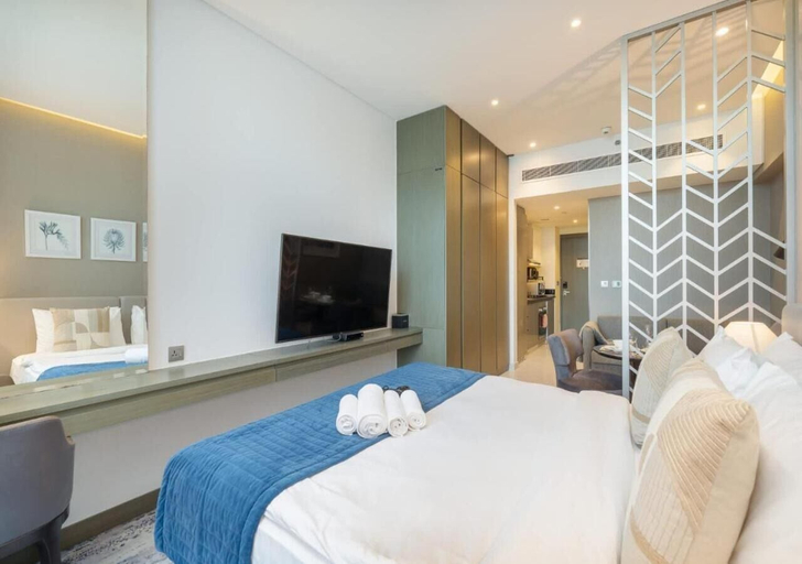 Others 2, Luxurious Studio in Damac Maison Prive, Dubai