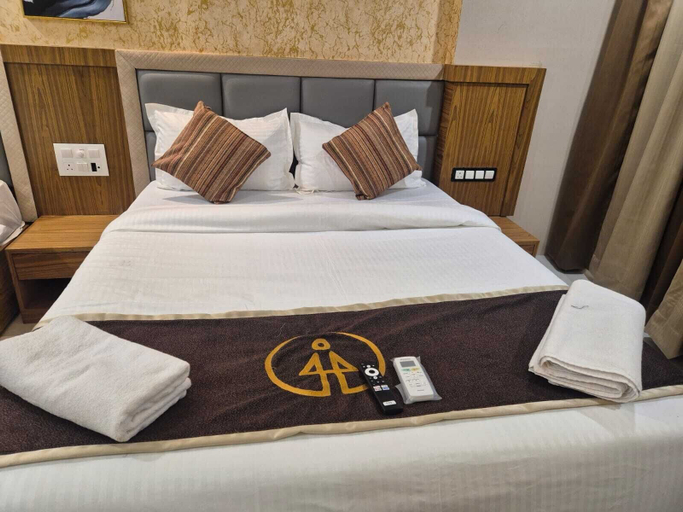 Bedroom 4, Galaxy Stays BKC, Mumbai Suburban