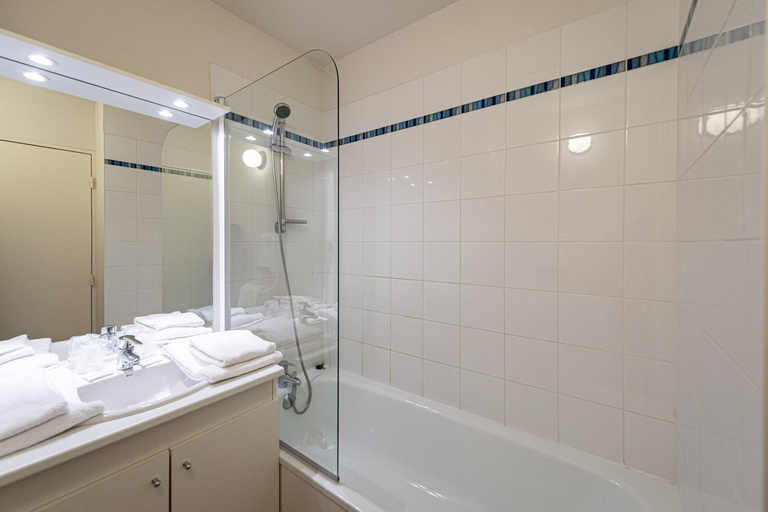 Bathroom 5, Domaine Du Golf - Terres De France, Maine-et-Loire