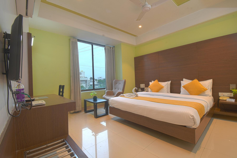 Bedroom 3, Season 4, Sangli, Sangli
