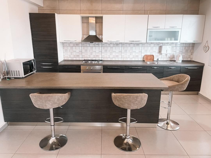 Others 5, TCC APARTMENT, Accra