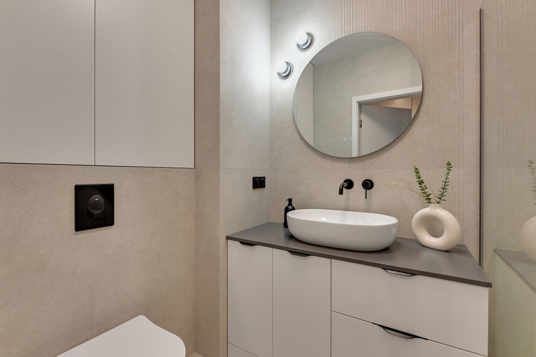 Bathroom 2, Lesna Sonata z ogrodem Grand Apartments, Sopot