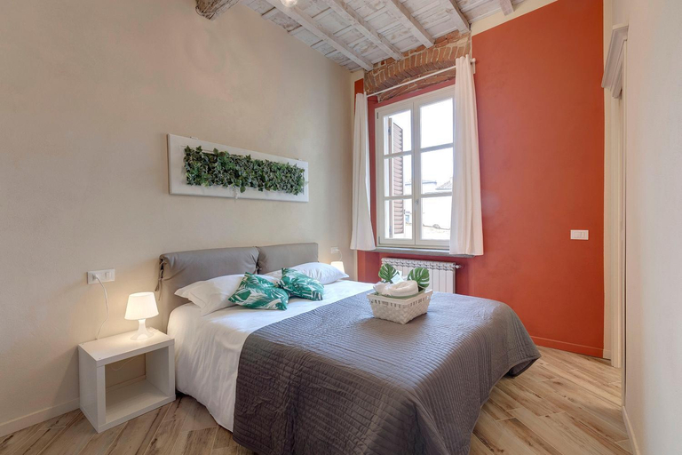 Bedroom, Vertical Garden Apartments by Mamo Florence, Florence