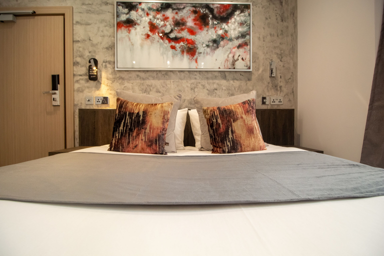 Bedroom 2, Signature Suites, Peterborough