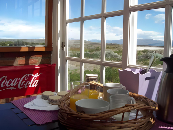 Food & Drinks 4, Hostel Aves del Lago, Lago Argentino