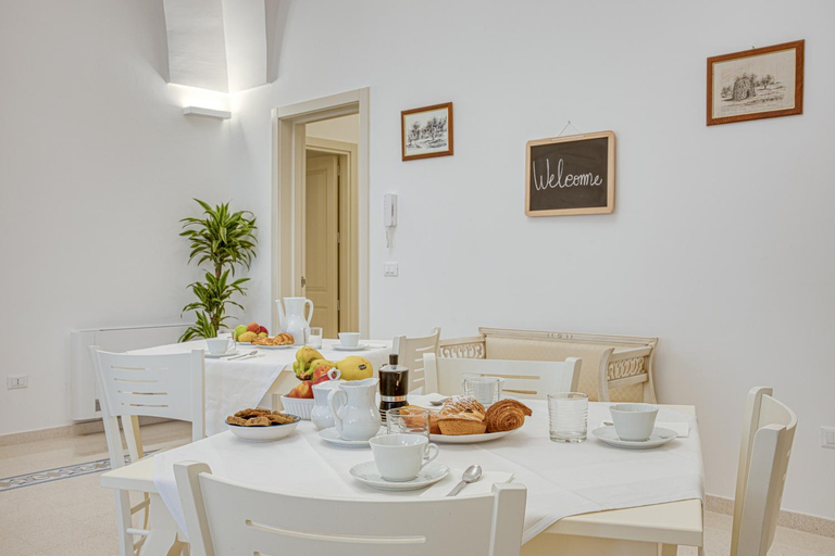 Others 4, Il cielo in una stanza B&B, Lecce