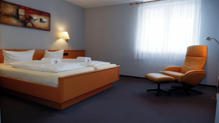 Bedroom 3, Hotel Walzwerk, Saarlouis