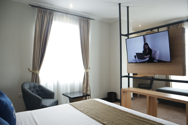 Bedroom 12