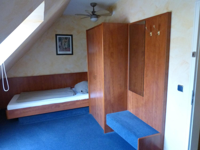 Bedroom 5, Hotel MyLord, Heidekreis