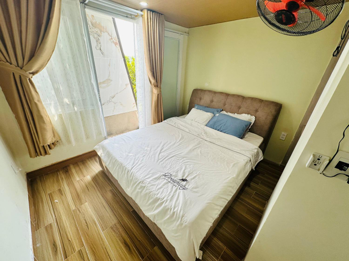 Bedroom 8