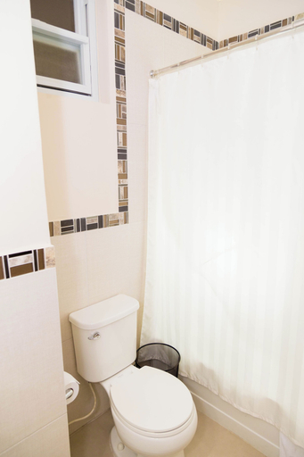 Bathroom 3, CTBH at EI8HT Super Studios