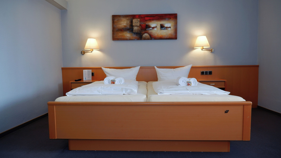 Bedroom 5, Hotel Walzwerk, Saarlouis