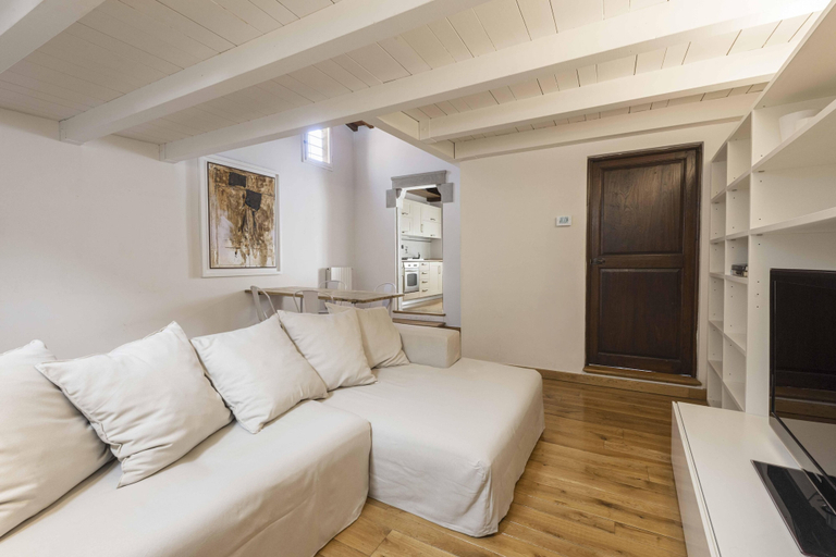 Others 2, Loft al Conventino by MMega, Florence