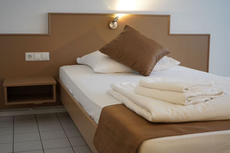 Bedroom 2, Elha Hotel, Stuttgart