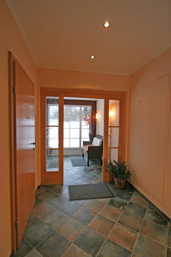 Others 4, Muhlrad Appartements, Liezen