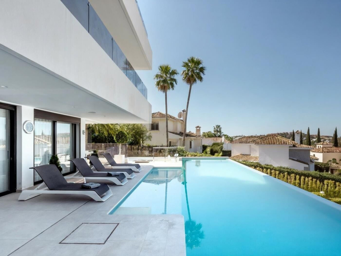 Sport & Beauty 4, Luxury Villa with Views Marbella, Málaga