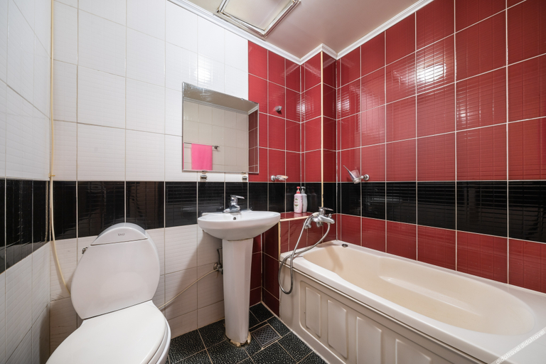 Bathroom, Seongnam City Park, Seongnam