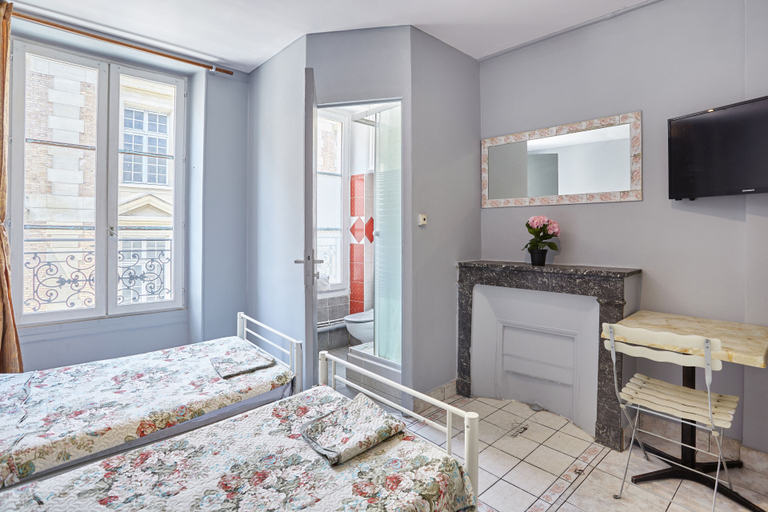 Bedroom 4, Le Petit Borda, Paris