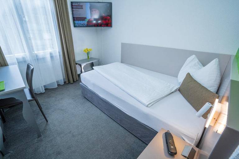Bedroom 12