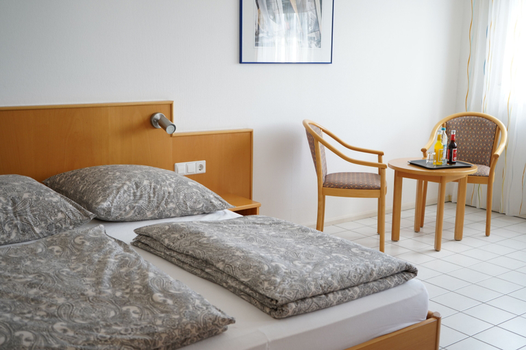 Bedroom 3, Elha Hotel, Stuttgart