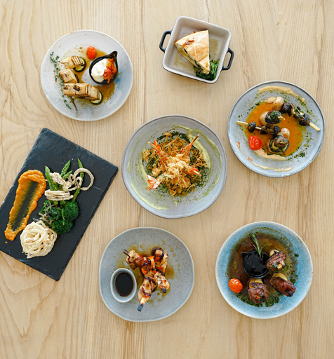 Food & Drinks 5, Mount Alverno Luxury Resorts, Peel