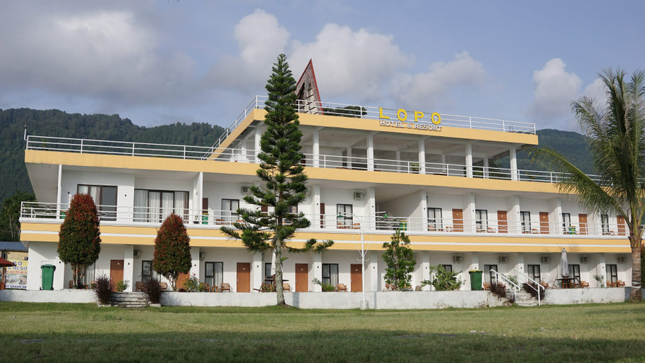 Lopo Hotel and Resort Tomok, Samosir