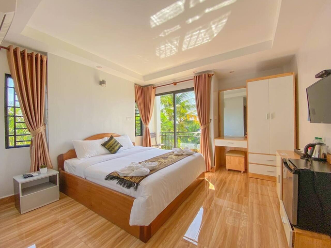 Bedroom 3, Finance Boutique, Kampot