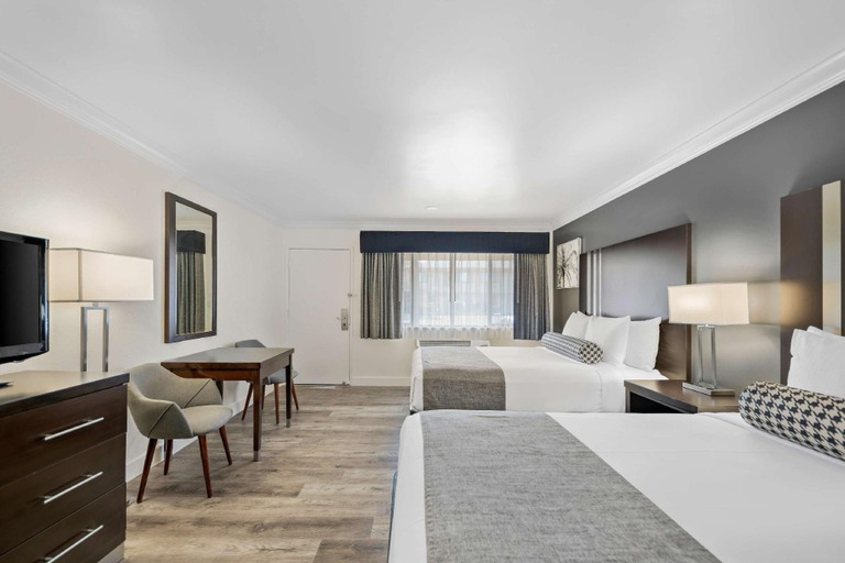 Bedroom 8