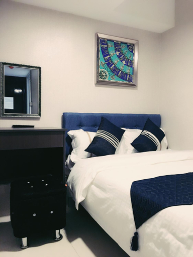 Bedroom 12