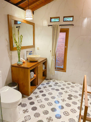 Bathroom 1