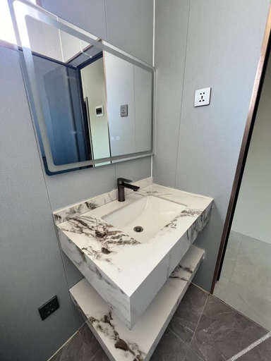 Bathroom 3, Banyan Tree Villa Hotel, Semporna