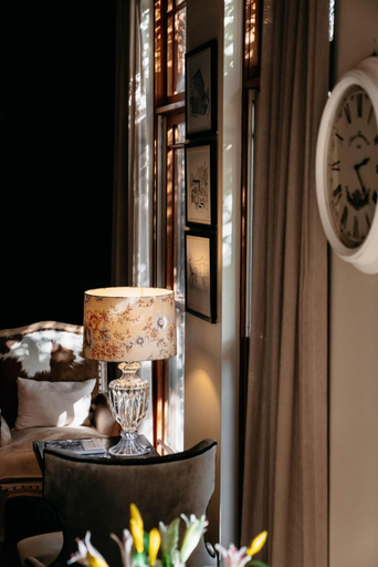Public Area 3, de Russie Boutique Hotel, Orange