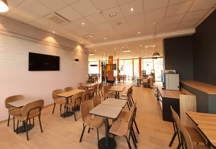 Food & Drinks 5, B&B HOTEL Nice Stade Riviera, Alpes-Maritimes