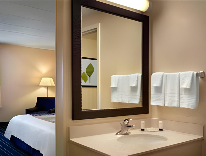 Bathroom 8