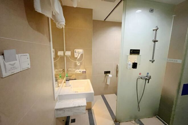 Bathroom 3, Ke'erma Business Hotel, Zhongshan