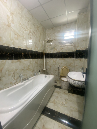 Bathroom 3, Khach San Hoi Nghia, Tân Uyên