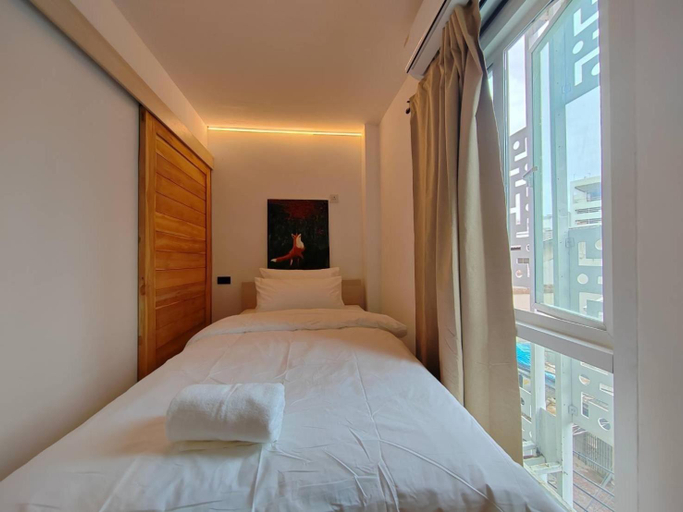 Bedroom 12