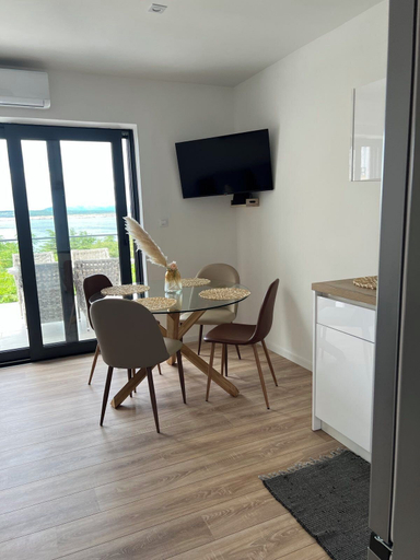 Others 5, Apartman Suzzy 2, Crikvenica