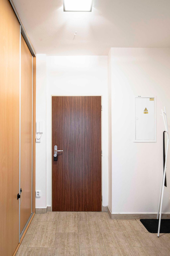 Others 4, 150m² 4BR Duplex Near Metro & Prague Center, Praha 2