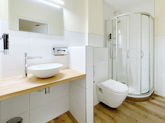 Bathroom 4, Regiohotel Leipzig West, Nordsachsen
