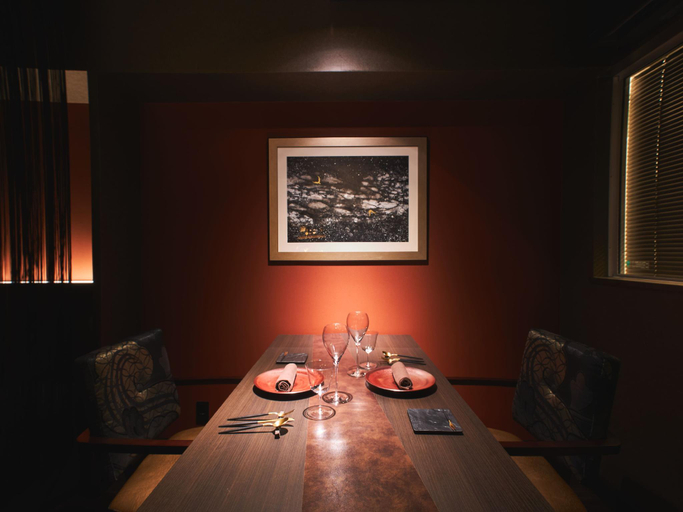Dining Room 25