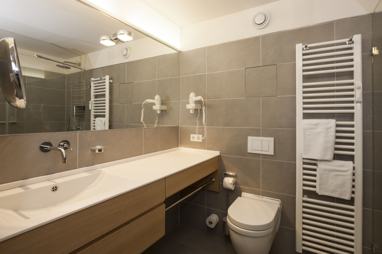 Bathroom 5, Alpenresidenz Buchenhohe, Berchtesgadener Land