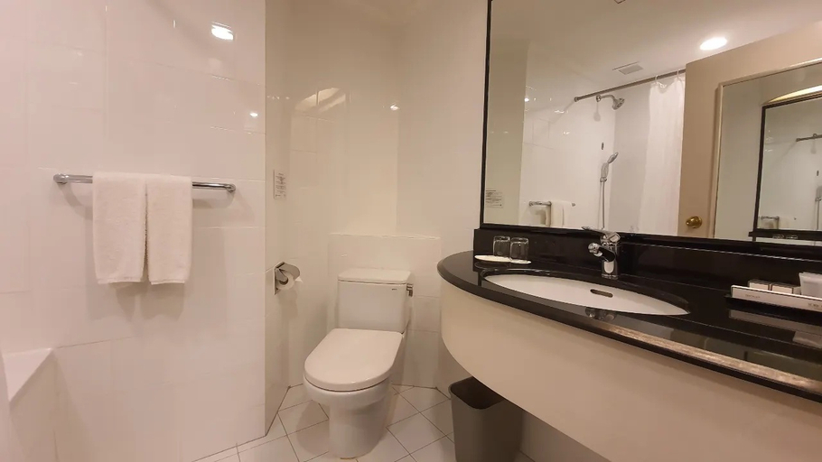 Bathroom 5